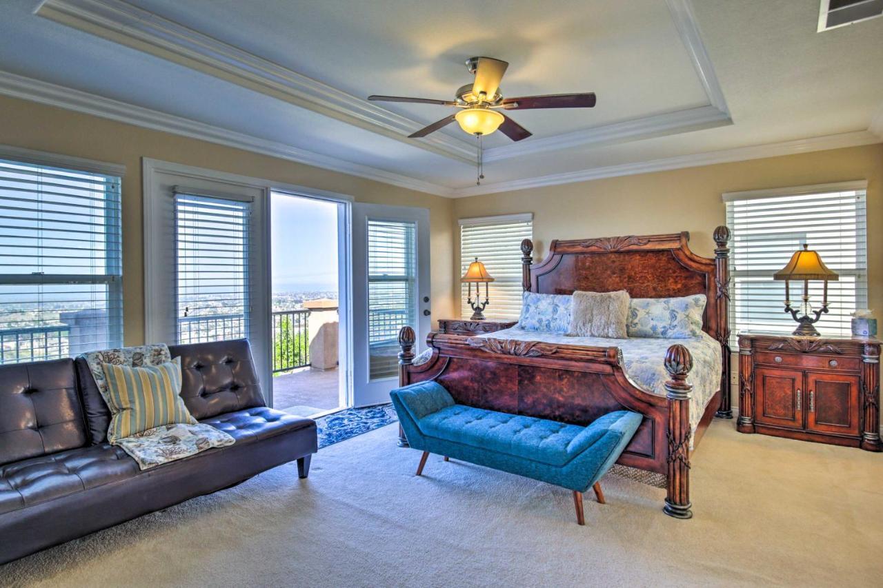Luxury With Pool, And Views! Holiday home